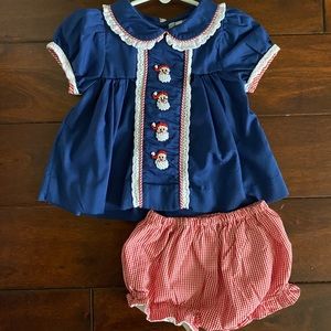 NWOT Crochet Santa Bloomer Set